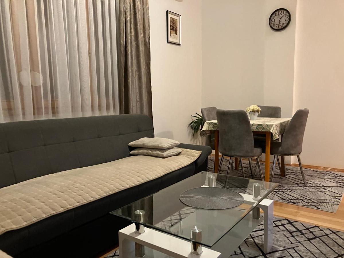 Apartmán Stan Na Dan Centar Banja Luka Exteriér fotografie